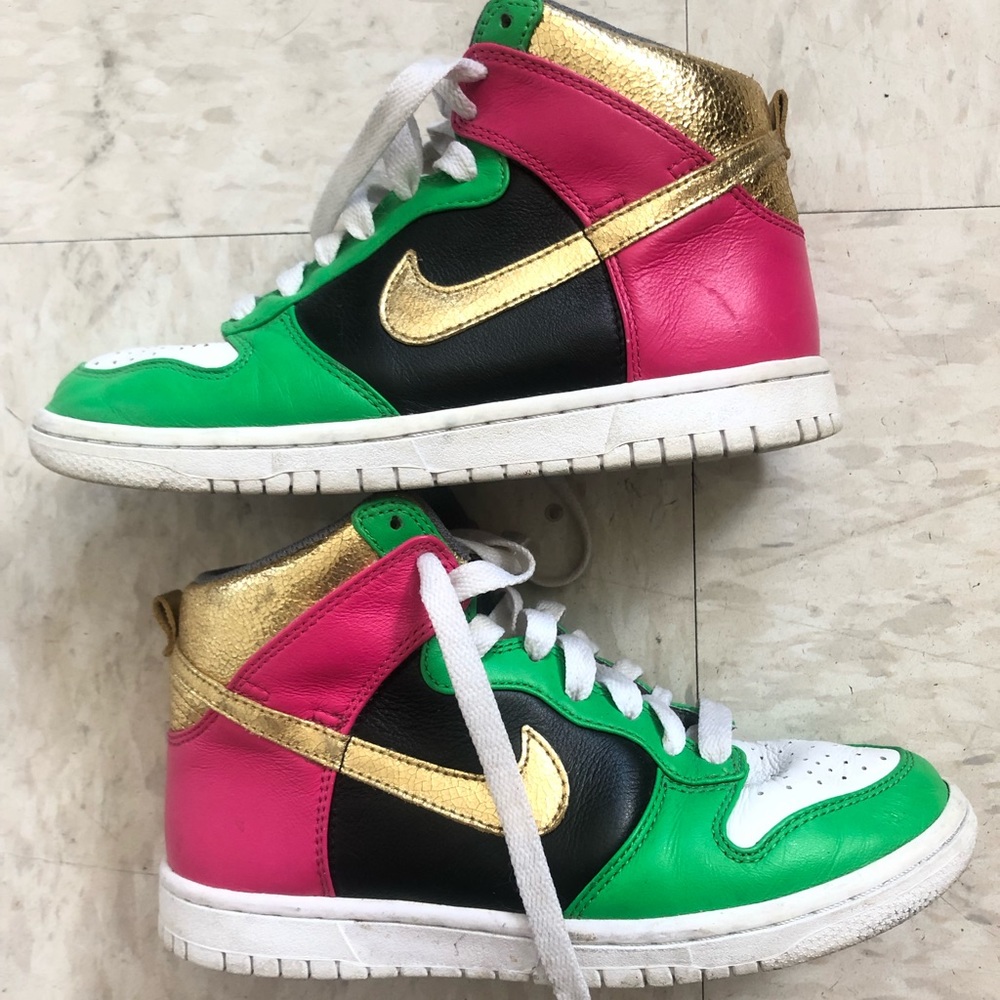 NikeID Women's 7 Pink, Gold, Green custom Sneakers